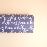 Geschenkpapier &quot;von der Rolle&quot;: Holly Jolly Christmas (Set &agrave; 3 B&ouml;gen)